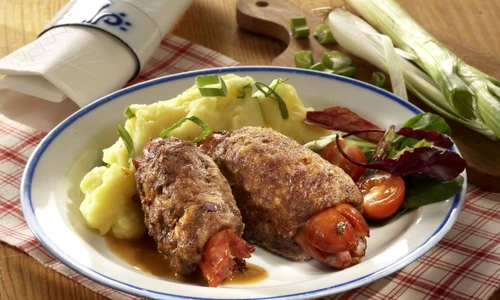 rulouri de carne si carnati jpeg