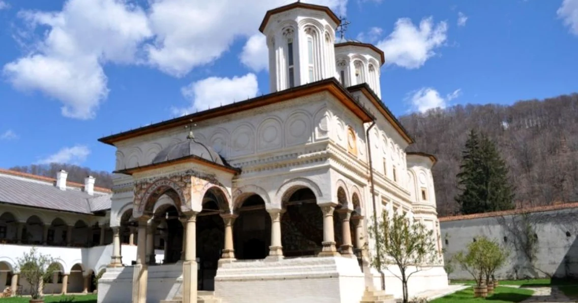 Mănăstirea Horezu - Vâlcea - singurul monument UNESCO din Oltenia Foto Adevărul