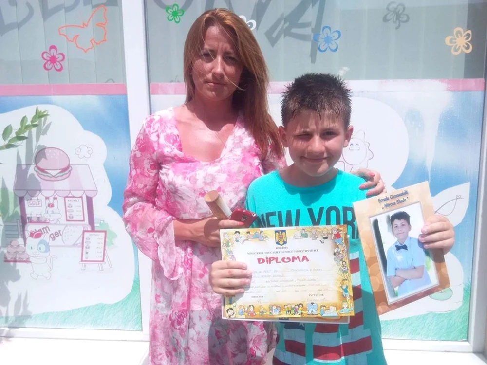 Edita şi Erhard au dezvoltat o relaţie mamă-fiu extraordinarp - foto: Facebook Edita Enciu