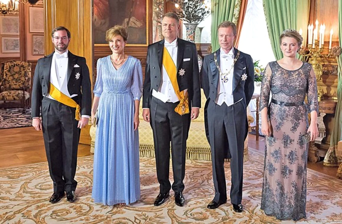 Carmen Iohannis a strălucit într-o rochie bleu la dineul oferit de Marele Duce de Luxemburg