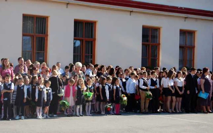 Noul an şcolar începe luni, 10 septembrie FOTO Adevărul