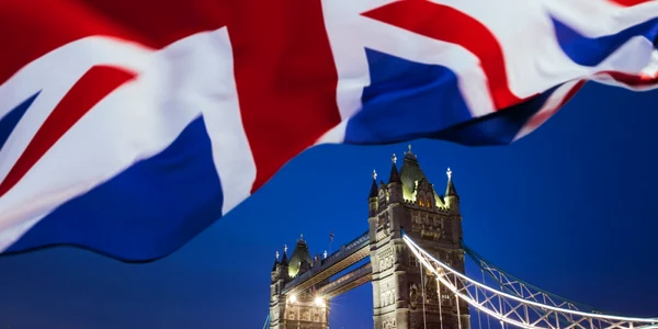 Marea Britanie podul Londrei steag drapel FOTO Shutterstock
