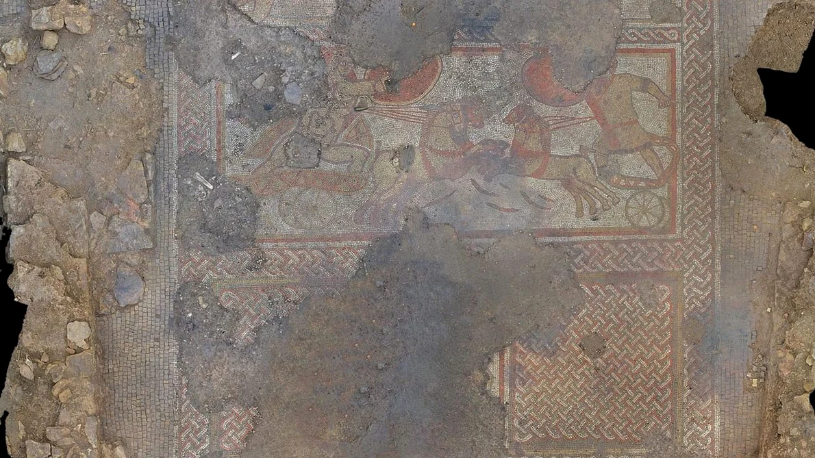 Prima scenă a Mozaicului de la Ketton: Ahile se duelează cu Hector (© University of Leicester Archaeological Services) 