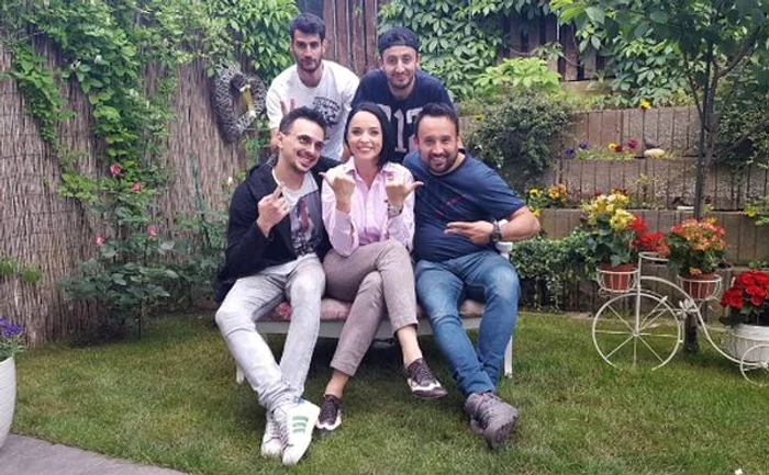 Andreea Marin şi-a prezentat echipa cu care lucrează la emisiune