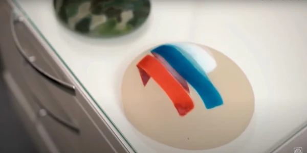 implanturi mamare cu steagul rusiei foto captura video 