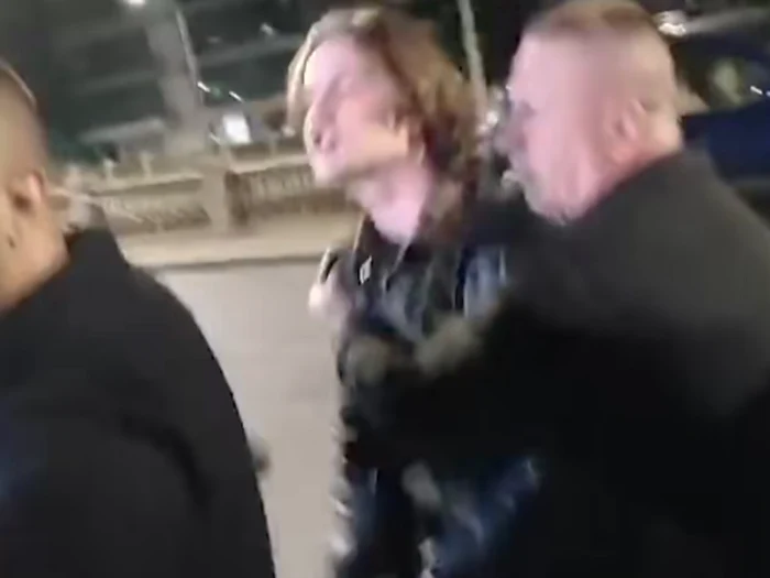 Tânărul protestatar/FOTO: Captură video
