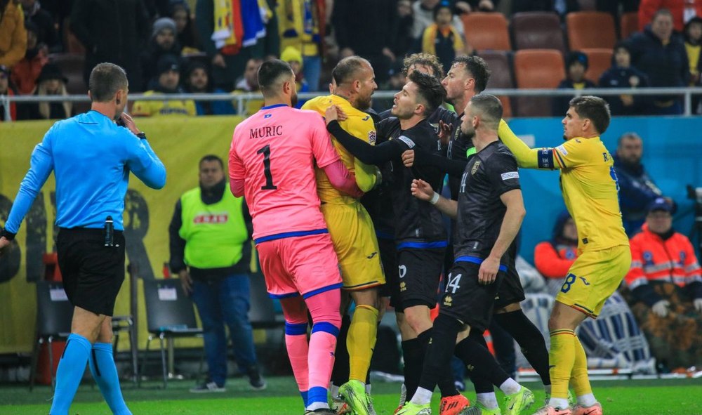 Franco Foda le cântă în strună kosovarilor care îl plătesc