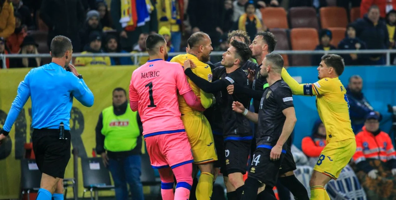 Meciul România - Kosovo s-a încheiat cu scandal. Foto Sportpictures