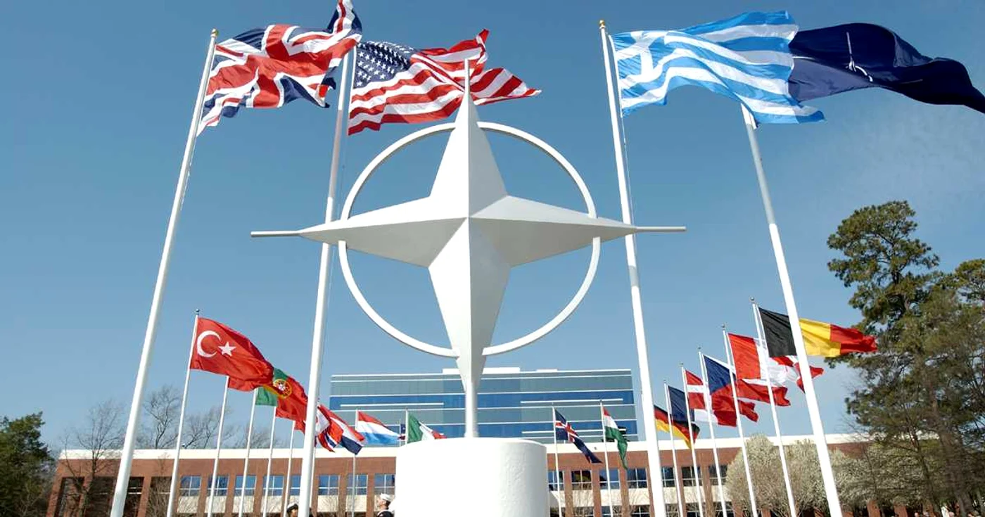 Oficialii au declarat că nu intenţionează să adere la NATO FOTO Arhivă Adevărul