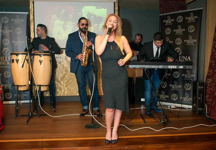 Ştefania a cântat la eveniment