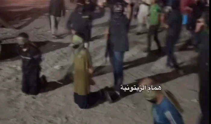 Execuţii publice pe o stradă din oraşul Gaza