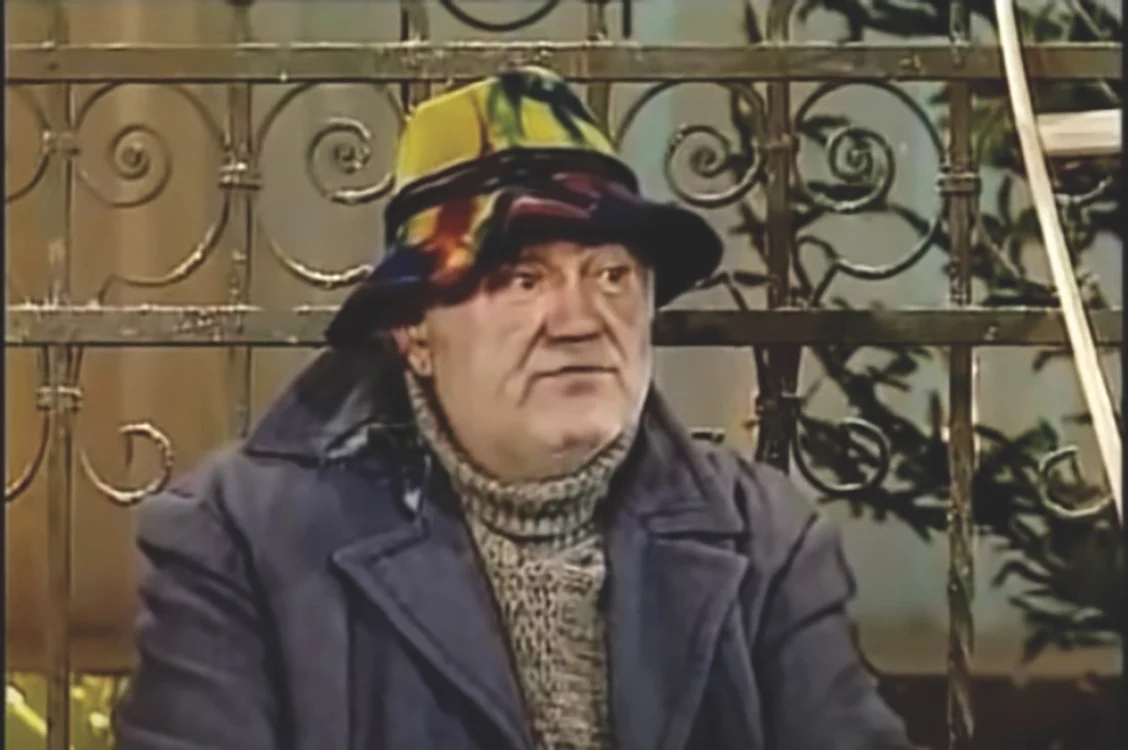 Dem Rădulescu în sceneta „Milogu S.A“, difuzată la TVR în decembrie 1991