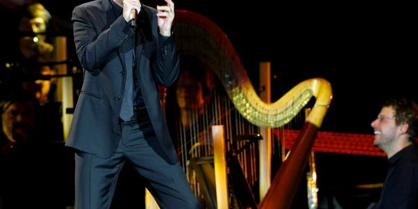 George Michael ofera bilete medicilor care l-au tratat