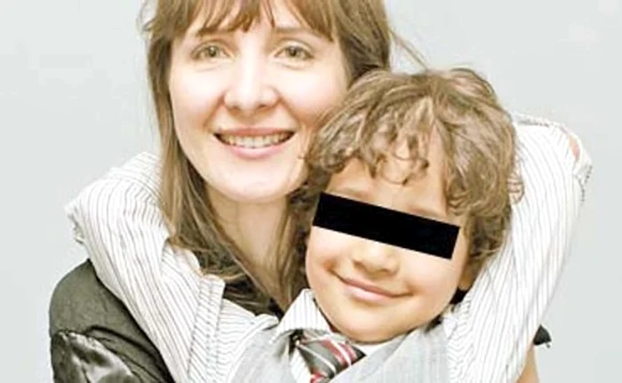 Anamaria Nedelcu face orice pentru a-l avea alături pe fiul său