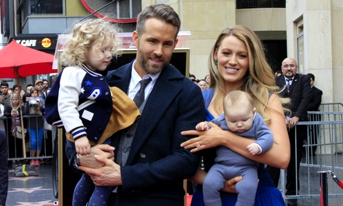 1 ryan reynolds si familia jpg jpeg
