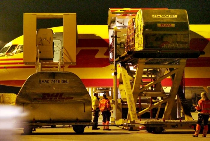 Dispozitivele care au explodat în Germania şi Anglia au fost trimise prin DHL. Foto airlines.ro