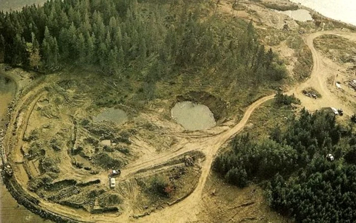 Au fost  adevărat şantier a fost organizat pentru găsirea comoarei de pe insula Oak                           FOTO: www.crystalinks.com