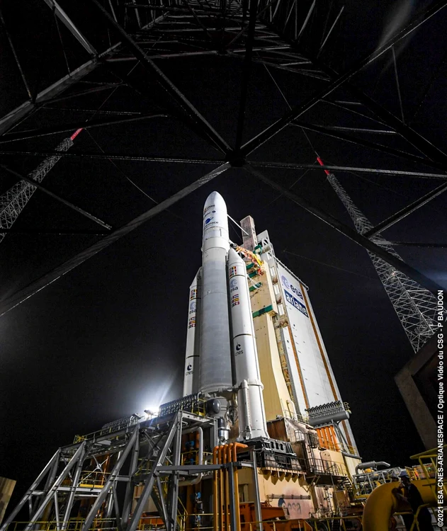 Racheta Ariane 5 care are la bord cel mai performant telescop spaţial al omenirii: Foto: ESA-CNES-ARIANESPACE/ Optique Video du CSG - P BAUDON