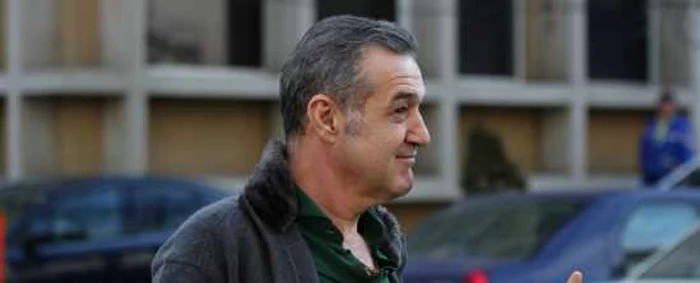 Gigi Becali este prezent pe Amsterdam ArenA, unde va vedea pe viu meciul Olanda-România FOTO Adevărul