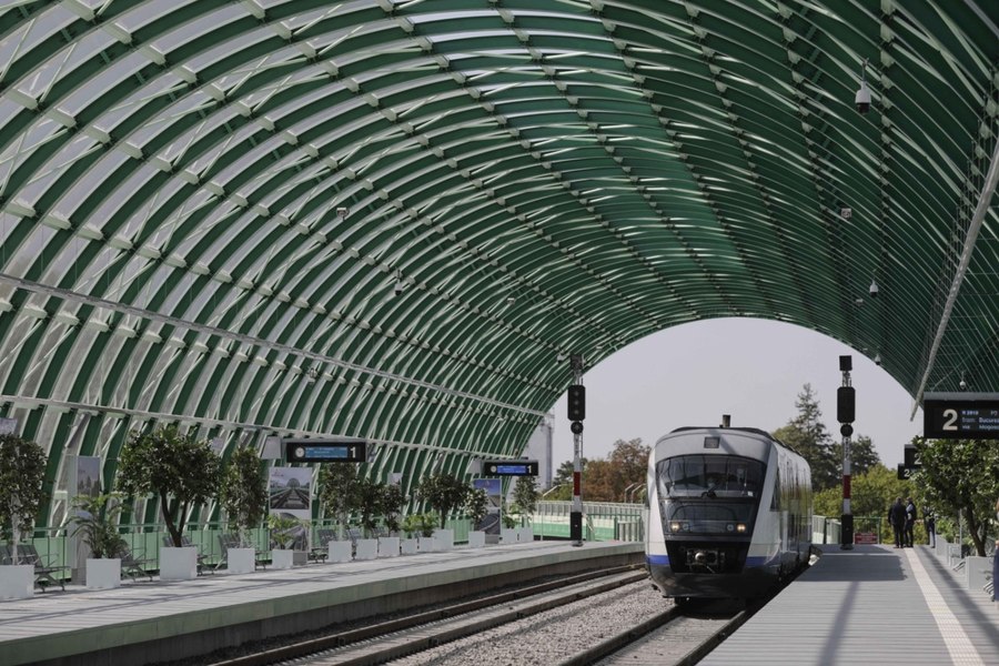 STB nu mai emite titluri de călătorie integrate pentru ruta Gara de Nord-Aeroport Otopeni. De unde se pot cumpăra biletele
