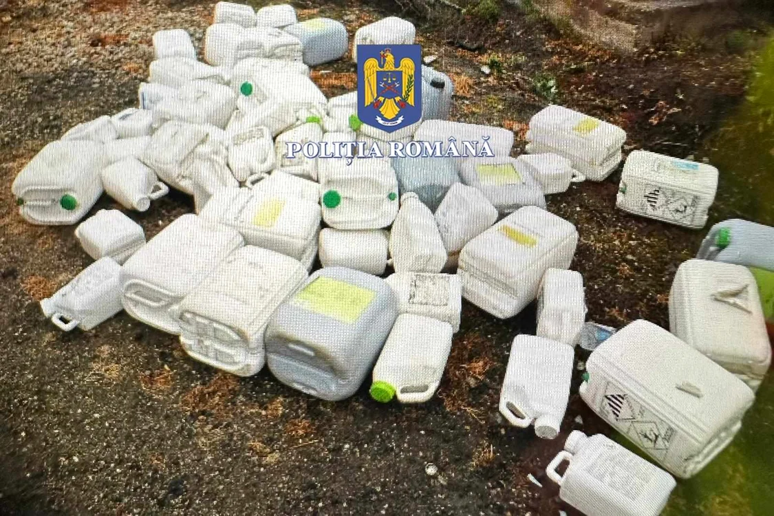 Au fost găsite mai multe substanțe periculoase FOTO Poliția Română
