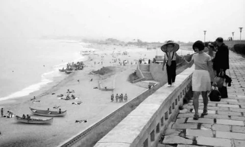 Cum se făcea turism altădată! Imagini inedite de pe litoralul românesc! jpeg
