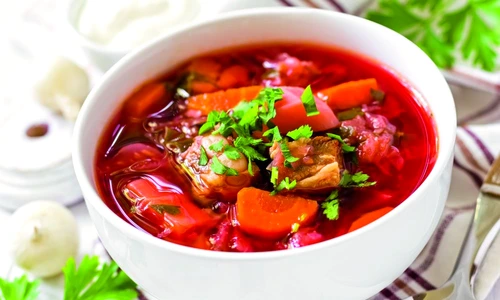 bors de sfecla cu carne de vita jpeg