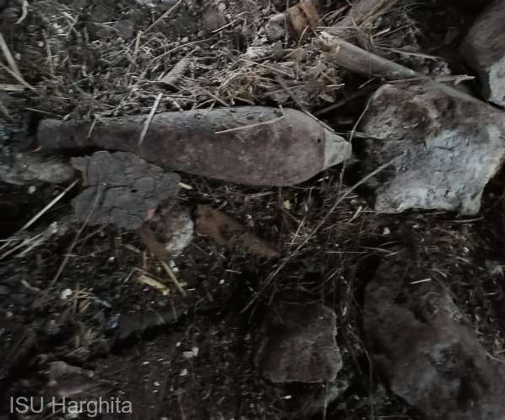 Bombă de aruncător din Al Doilea Război Mondial, găsită într-un pârâu din Harghita