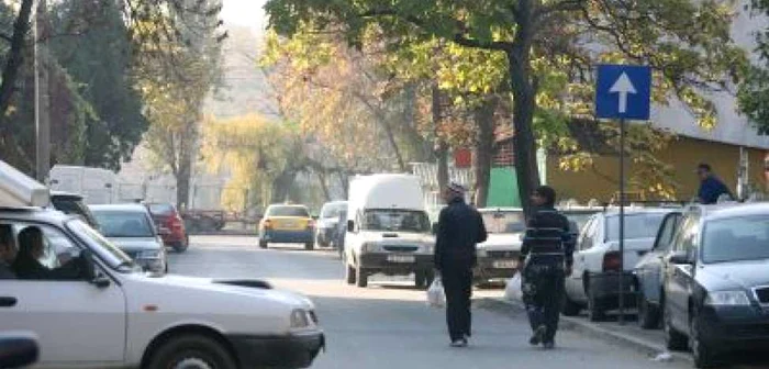 Sensul unic se instituie pentru fluidizarea traficului din zonă