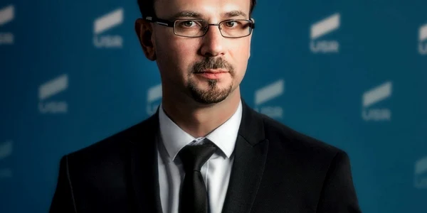 Mihai Poliţeanu/ Facebook
