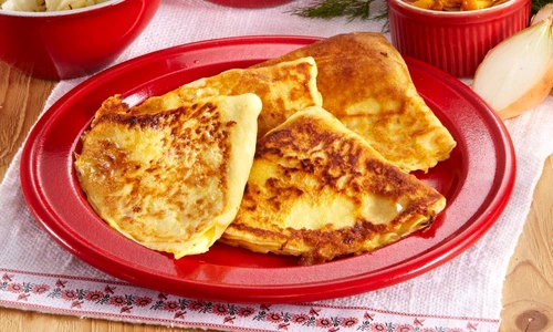 clatite cu carne tocata jpeg