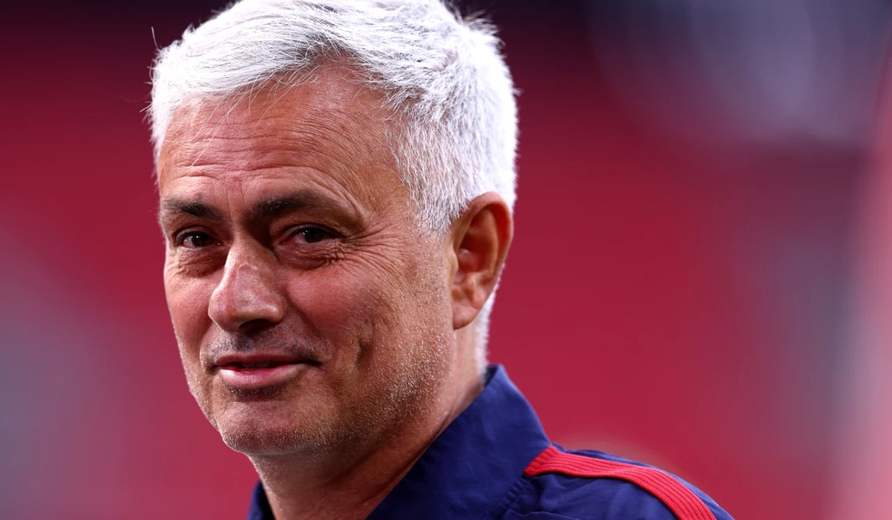 José Mourinho rămâne la AS Roma (FOTO: Getty Images)