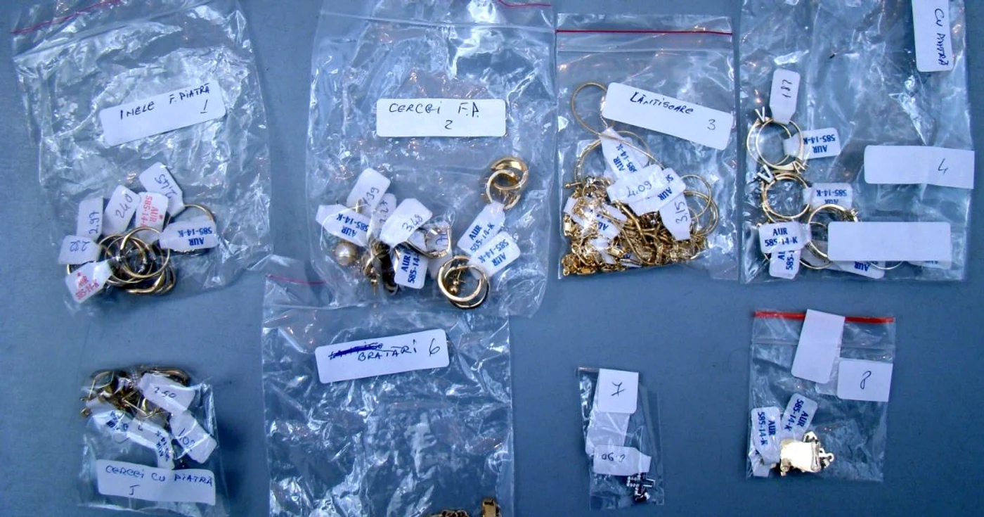 O parte din bijuteriile confiscate. Foto: IJPF