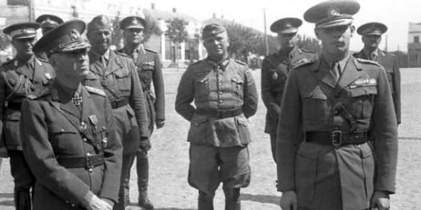 Antonescu si Regele Mihai