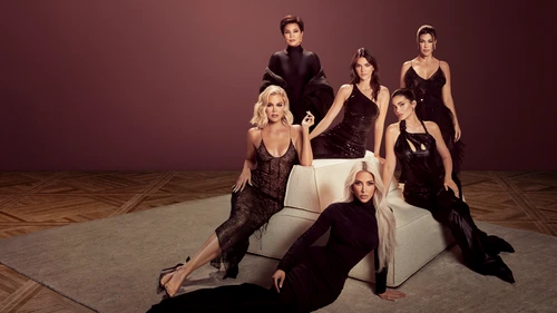 IS KardashiansThe PPHT L178 3840x2160 zxx V2 461826 png