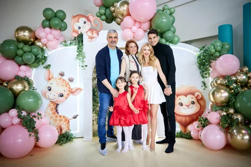 “Întotdeauna nașii Clarei, Temi și Monica, sunt alături de noi”, ne-a spus Andreea Bălan