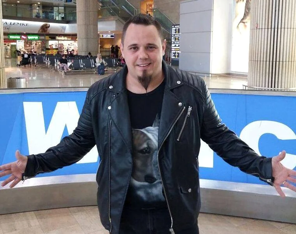 
    Se poate ca Ovidiu Anton să fi câștigat degeaba selecția națională EurovisionFoto: arhivă personală  