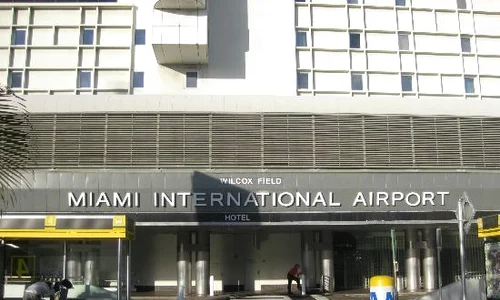 miami international airport jpeg