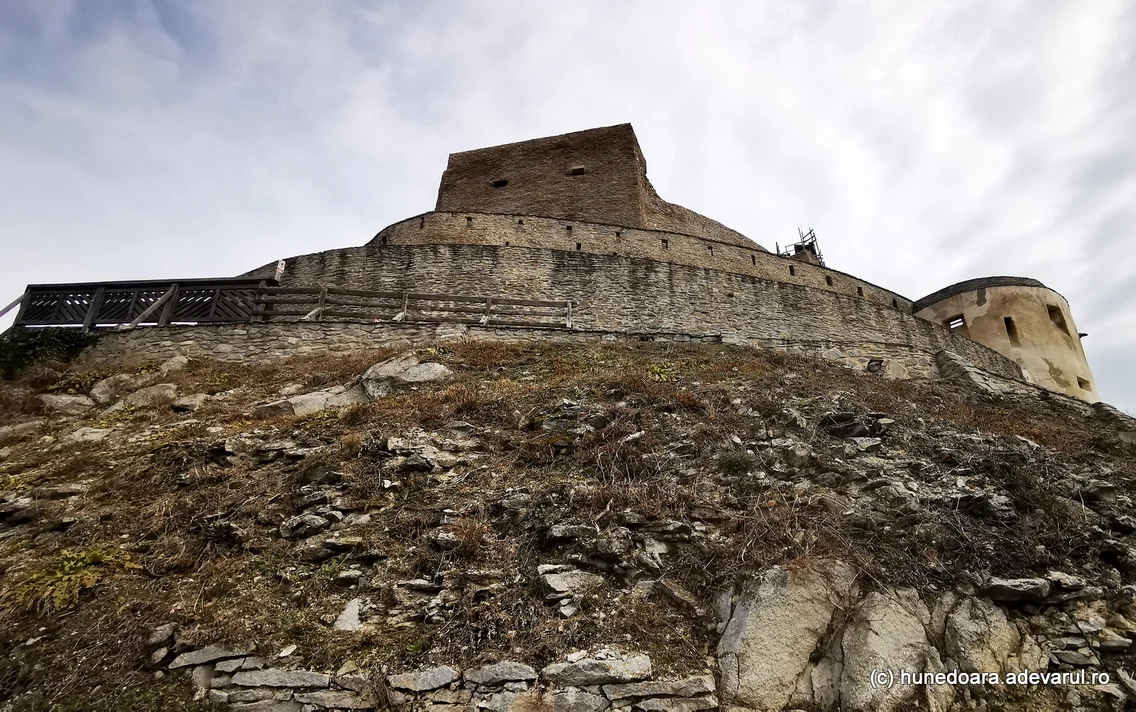 Cetatea Devei  Foto Daniel Guță (37) jpg