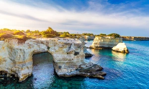 arcul indragostitilor italy shutterstock jpg