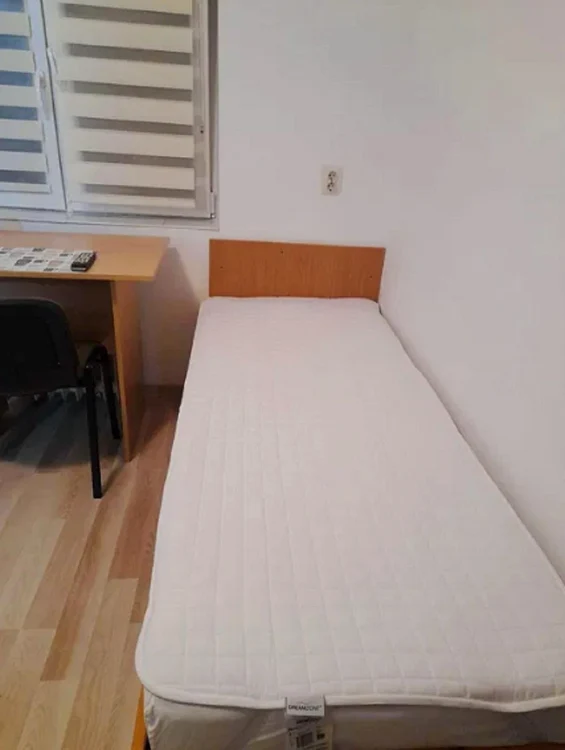 Dormitorul poate fi transformat în birou și loc de luat masa SURSA site imobiliare
