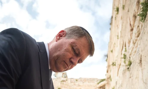 klaus iohannis jpeg