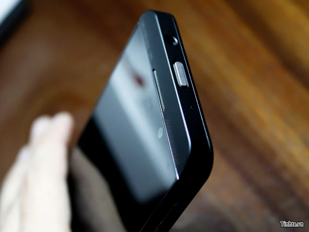 Cele mai cumpărate accesorii sunt cele de protecţie a telefonului, precum foliile pentru ecran sau husele pentru telefon