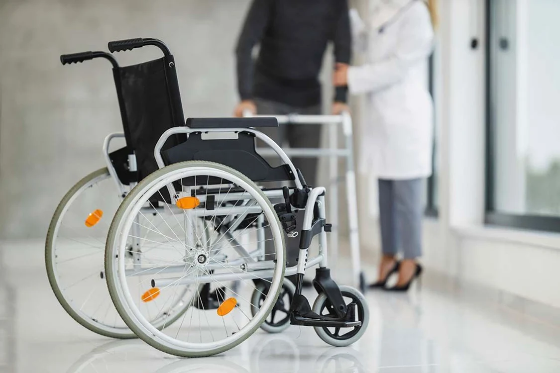 Persoane cu handicap grav și accentuat beneficiază de reduceri ale impozitelor. FOTO Viața Medicală