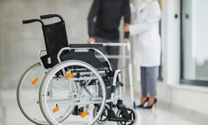 persoane cu dizabilitati Foto Viața Medicală jpg