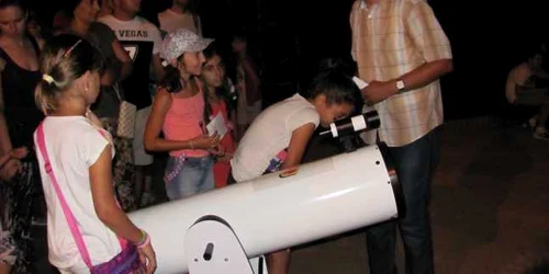 telescop in strada 