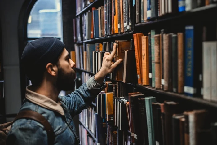 Cititul zilnic stimiulează creierulFOTO: Unsplash.com
