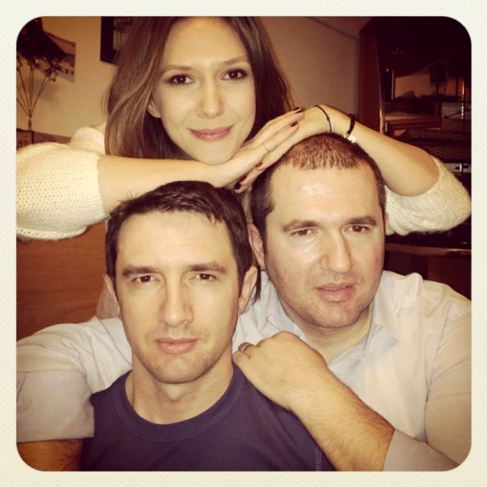 Adela Popescu are o relație specială cu frații ei