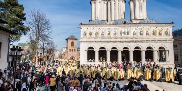 patriarhia romana oficial jpg
