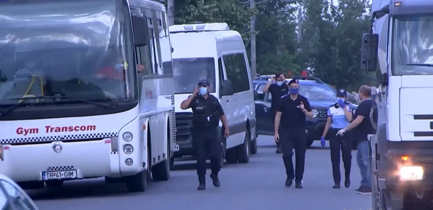Timp de 14 zile, din Cartojani vor putea să intre și să iasă doar cei care lucrează în altă parte sau transportă marfă